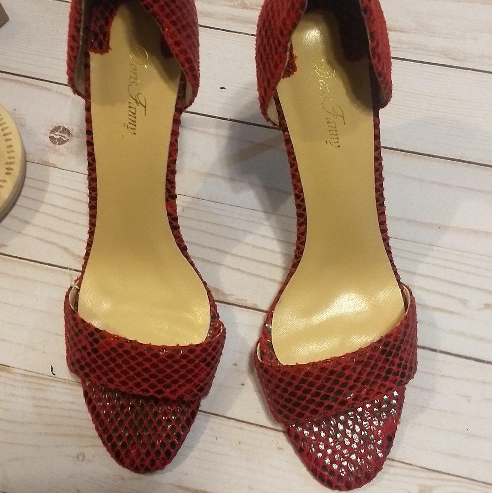 Doris Fanny red stilettos size 10